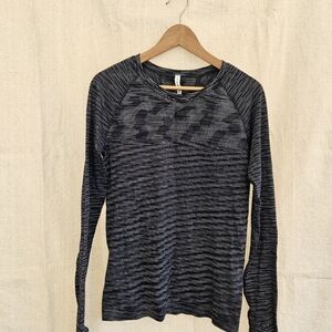 ATHLETA Momentum Seamless Black & White Mini-striped Long Sleeve Top Large